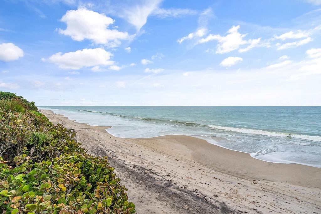 290 Bermuda Bay Vero Beach, FL 32963