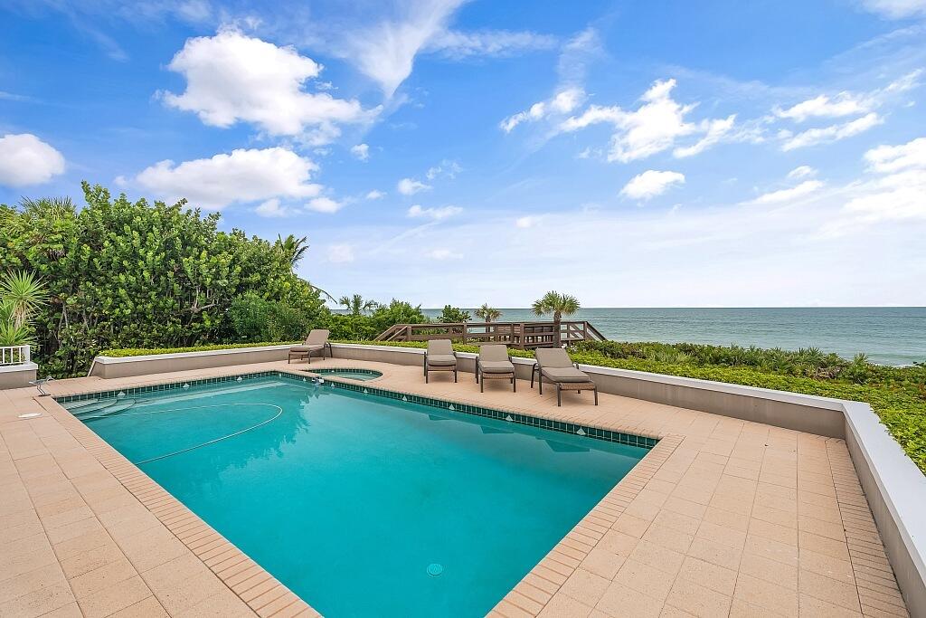 290 Bermuda Bay Vero Beach, FL 32963