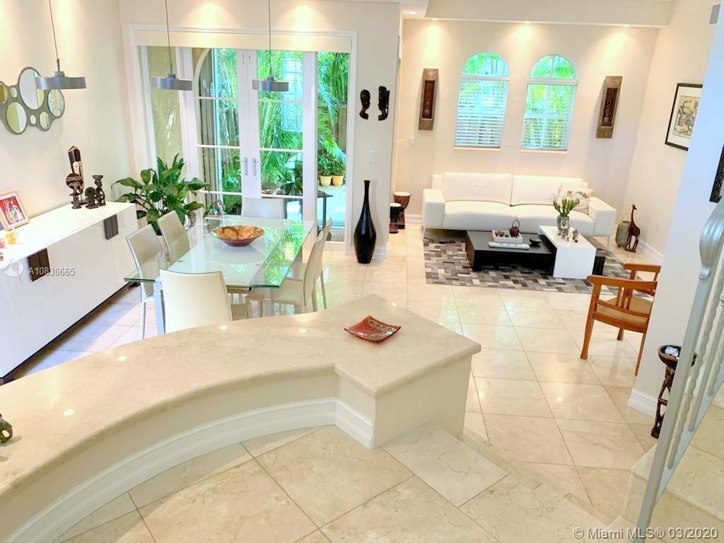 18365 NE 30th Ave #18365