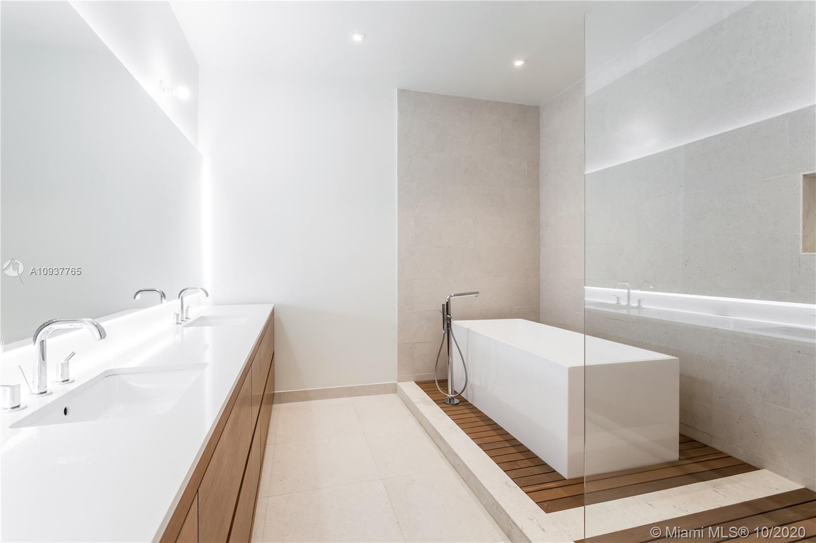 3581 E Glencoe #203 Miami, FL 33133