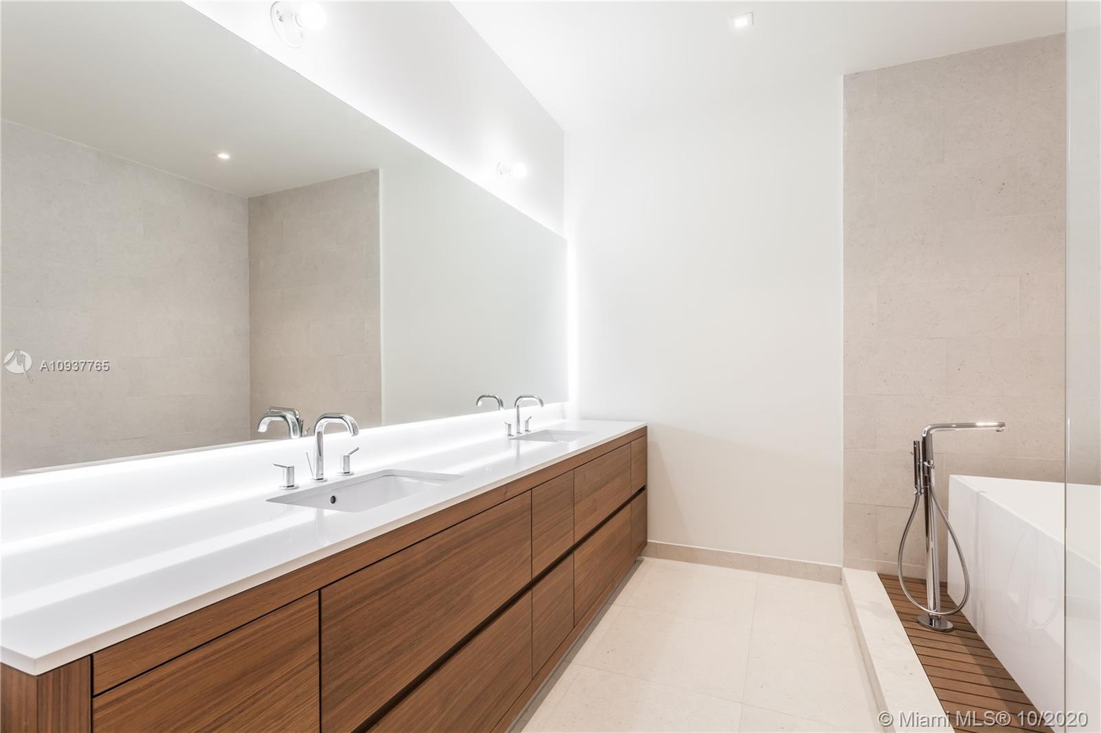 3581 E Glencoe #203 Miami, FL 33133