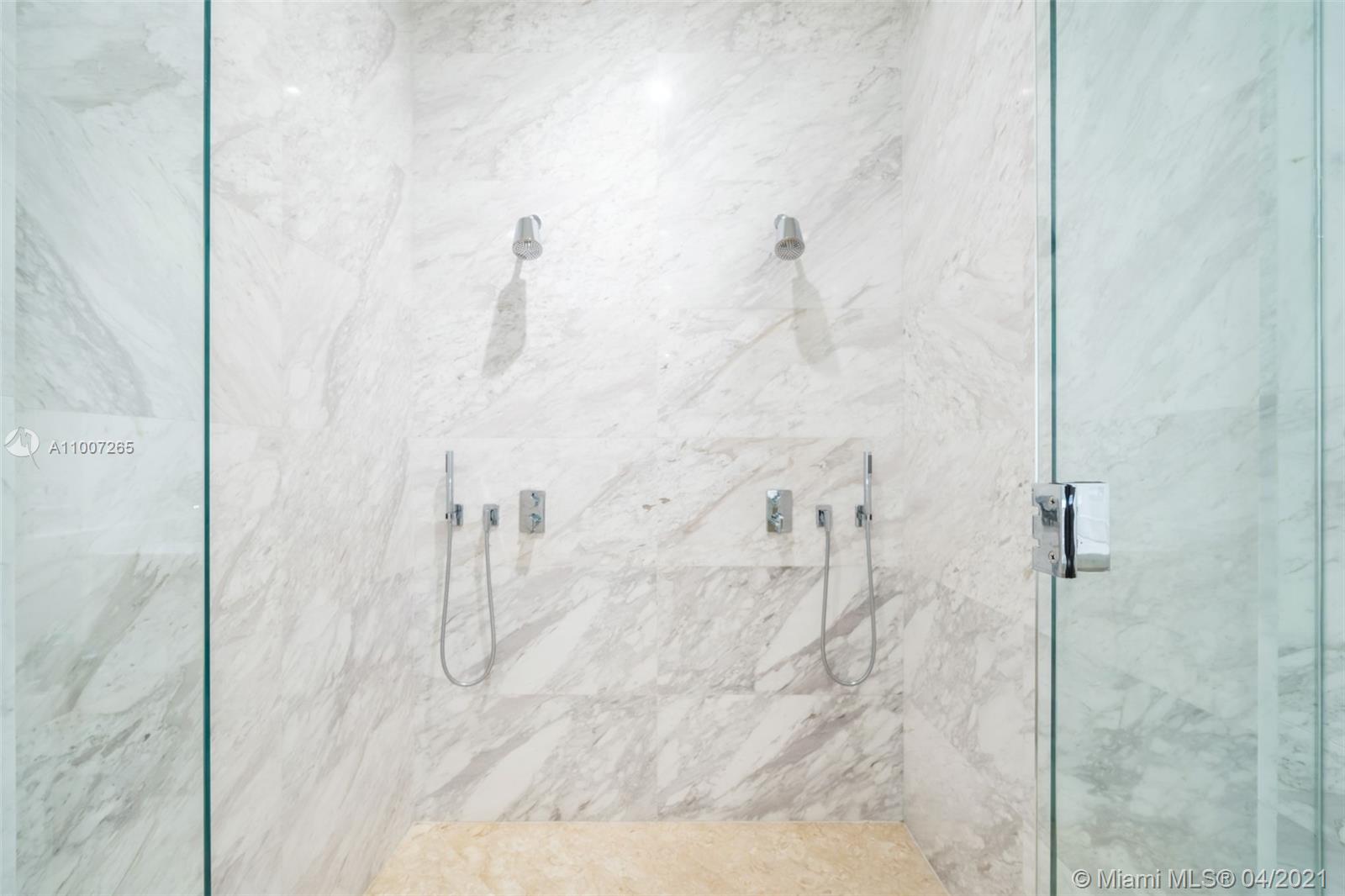 2821 S Bayshore Dr #11D Miami, FL 33133