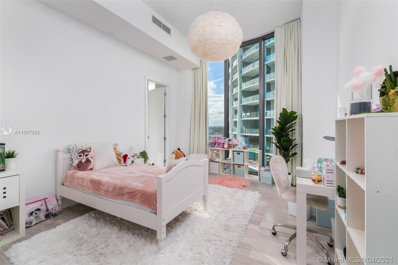 2821 S Bayshore Dr #11D Miami, FL 33133