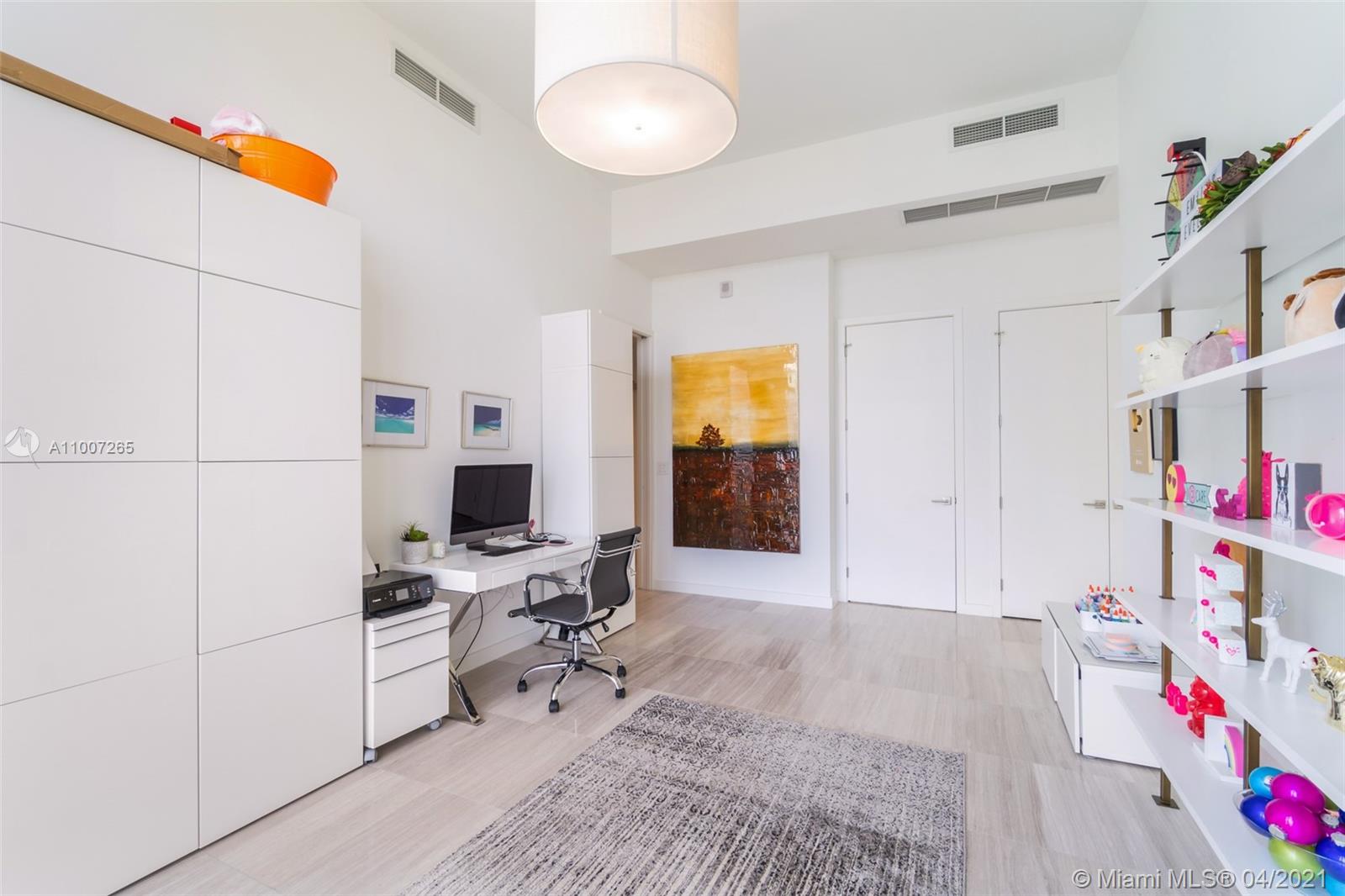 2821 S Bayshore Dr #11D Miami, FL 33133