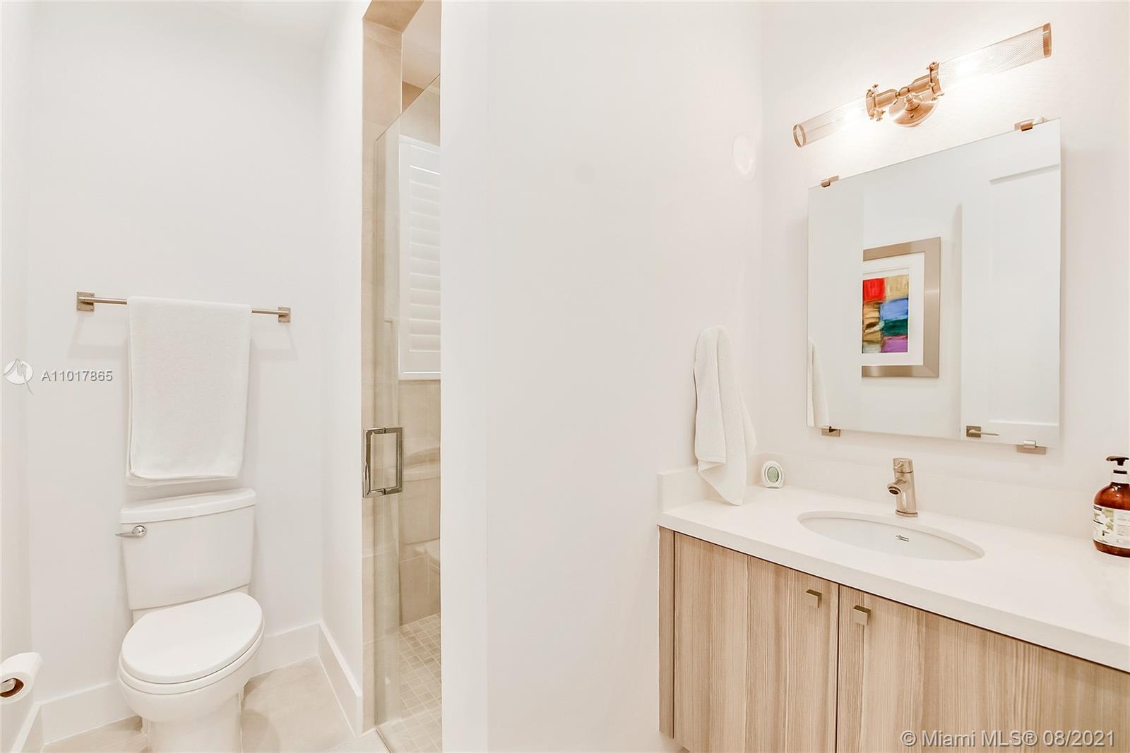 3404 Ponce de Leon Blvd #3404 Coral Gables, FL 33134