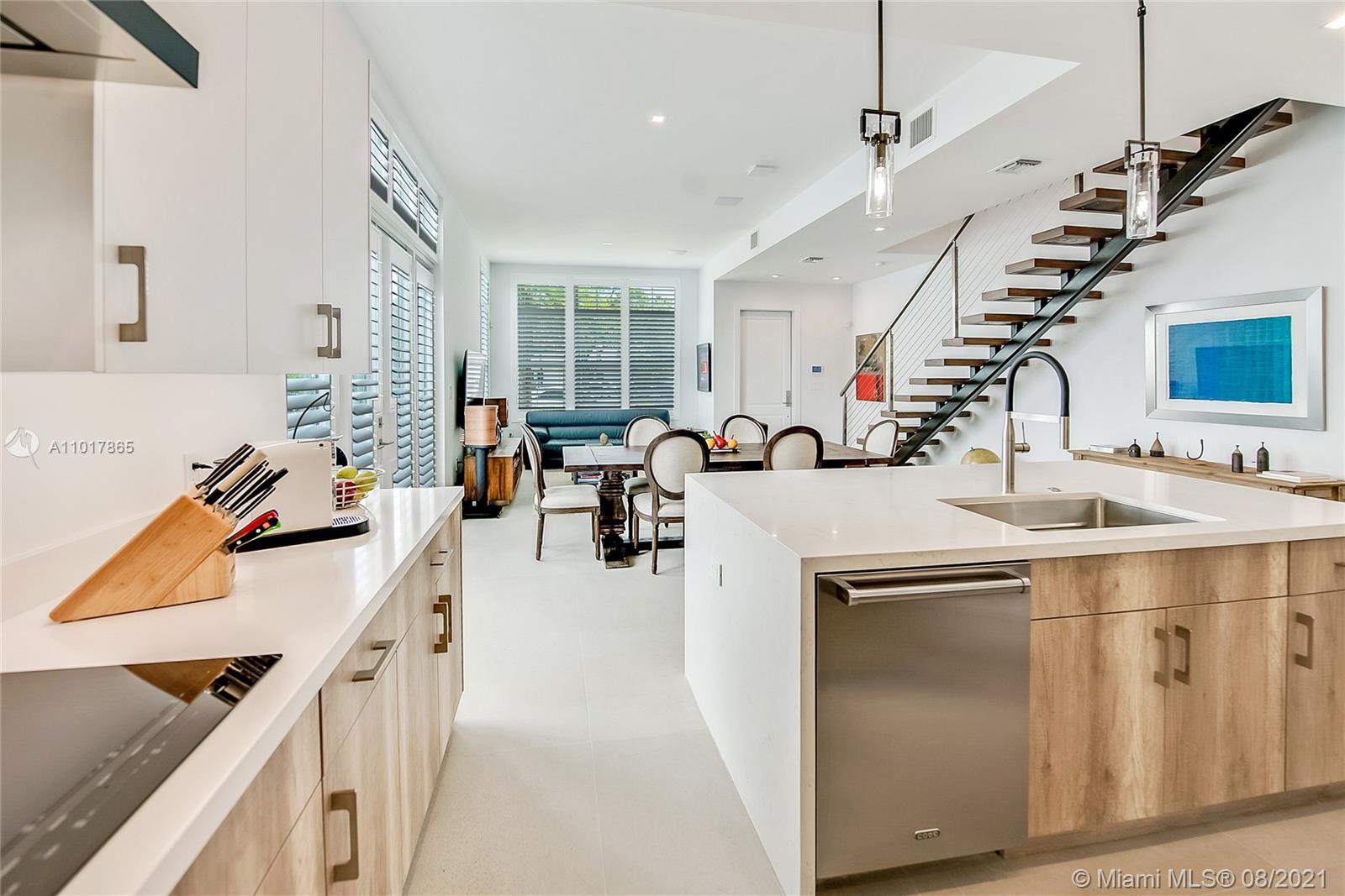 3404 Ponce de Leon Blvd #3404 Coral Gables, FL 33134