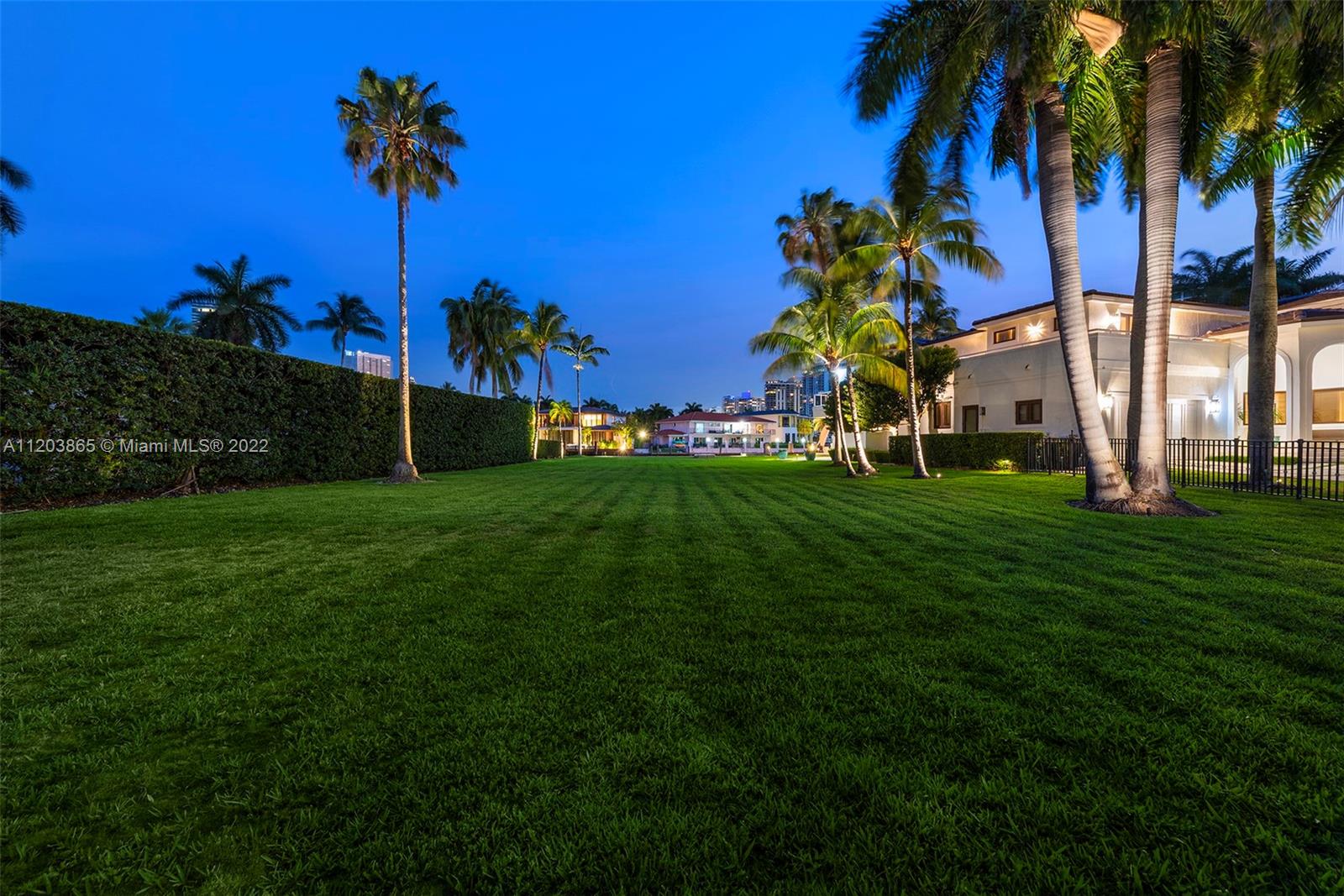 288 S Parkway, Golden Beach MLS A11203865 For Sale