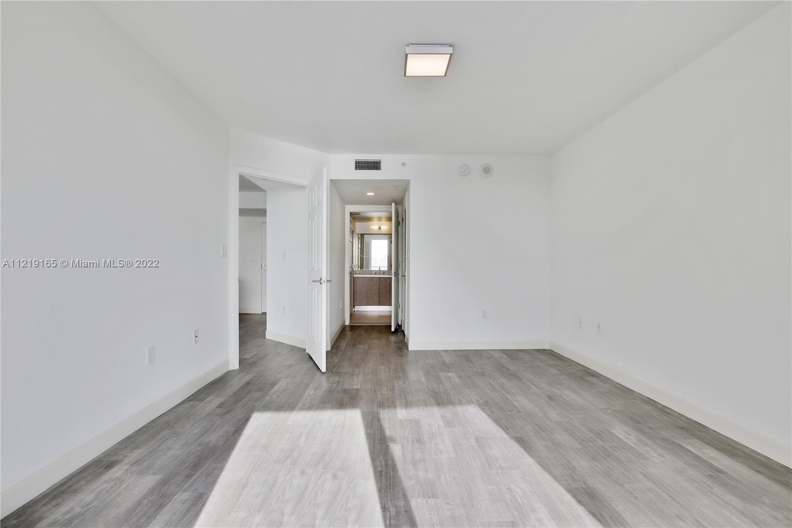 image Flamingo South Beach20