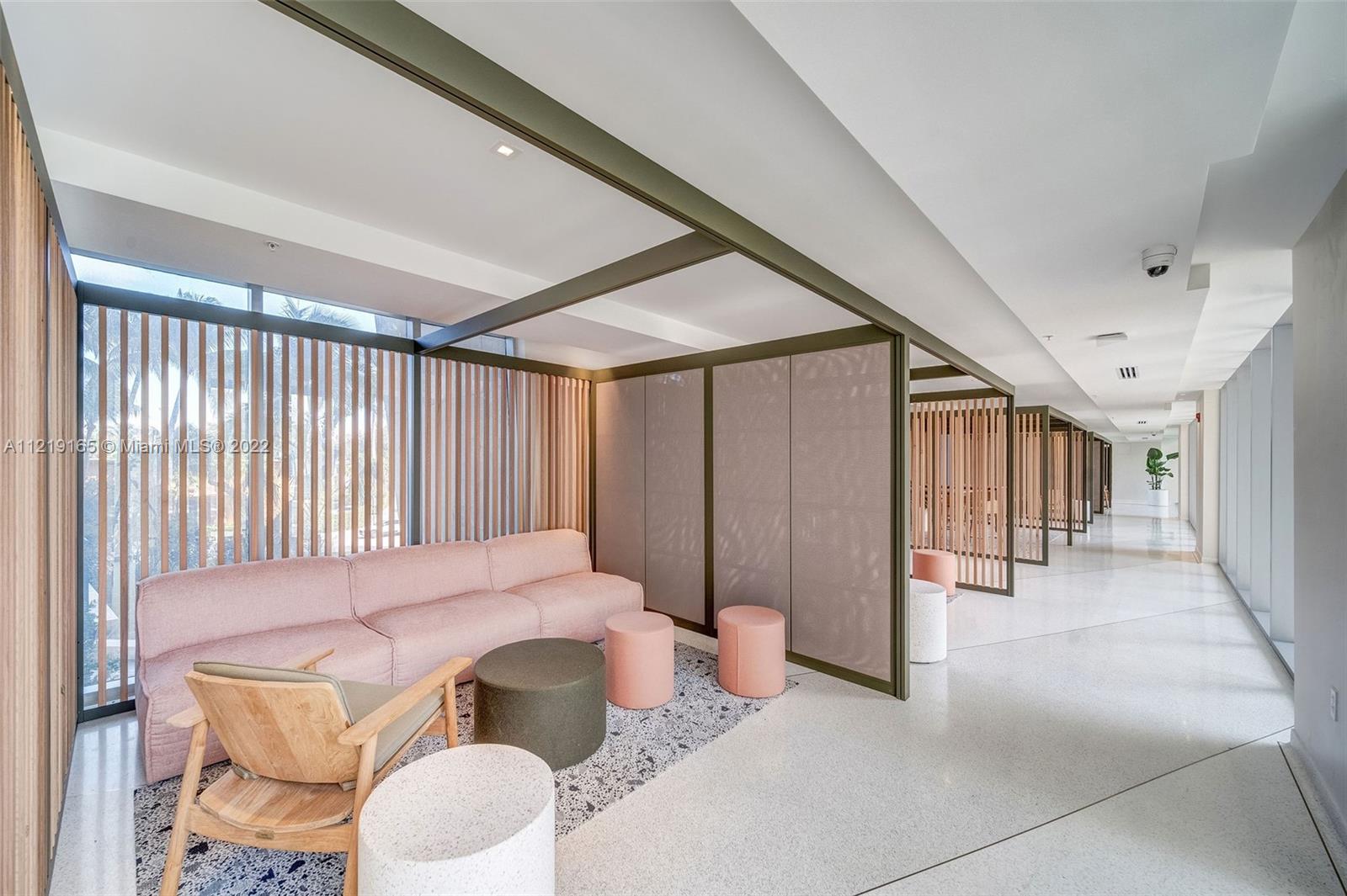 image Flamingo South Beach89