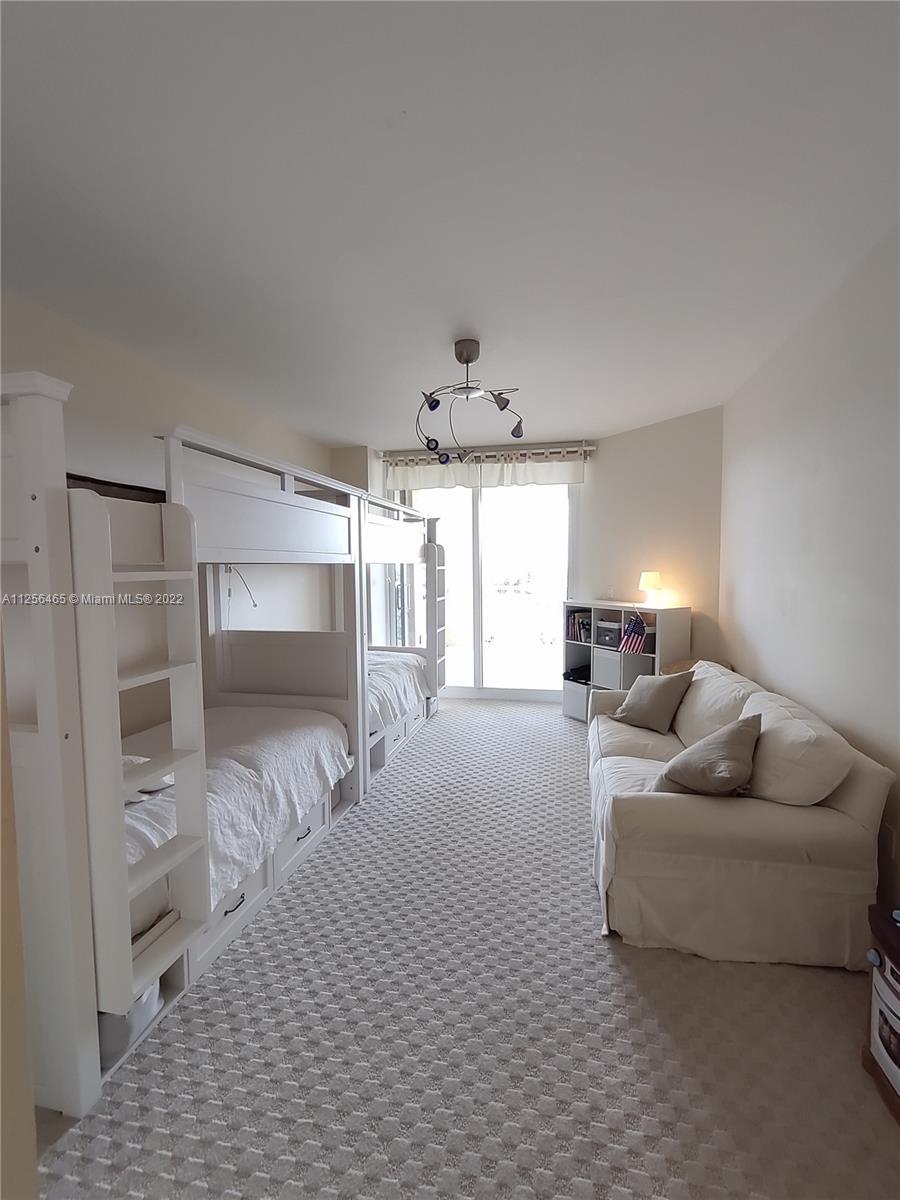 image Grand Bay Residences26