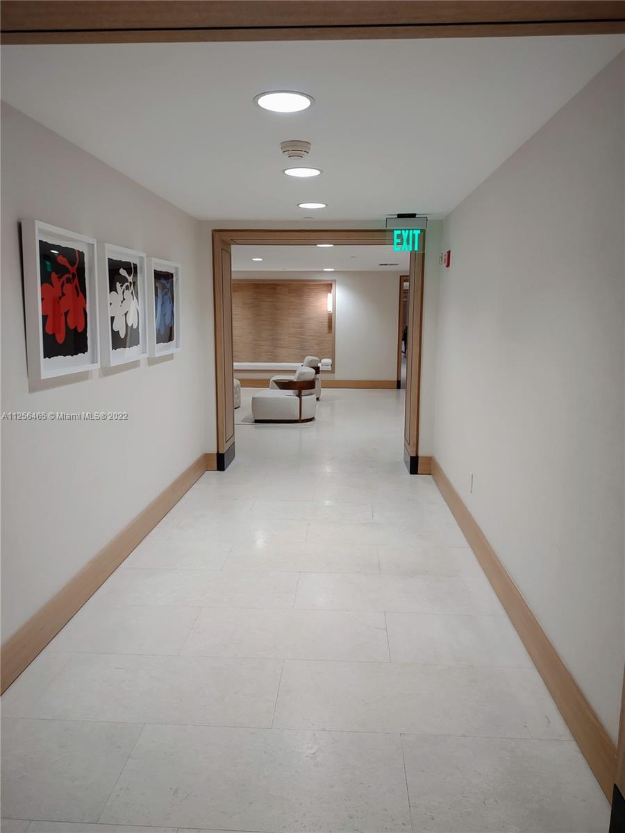 image Grand Bay Residences35