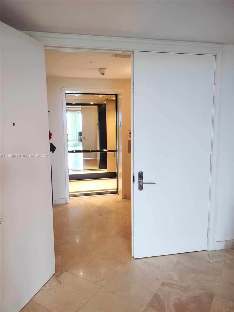 image Grand Bay Residences3