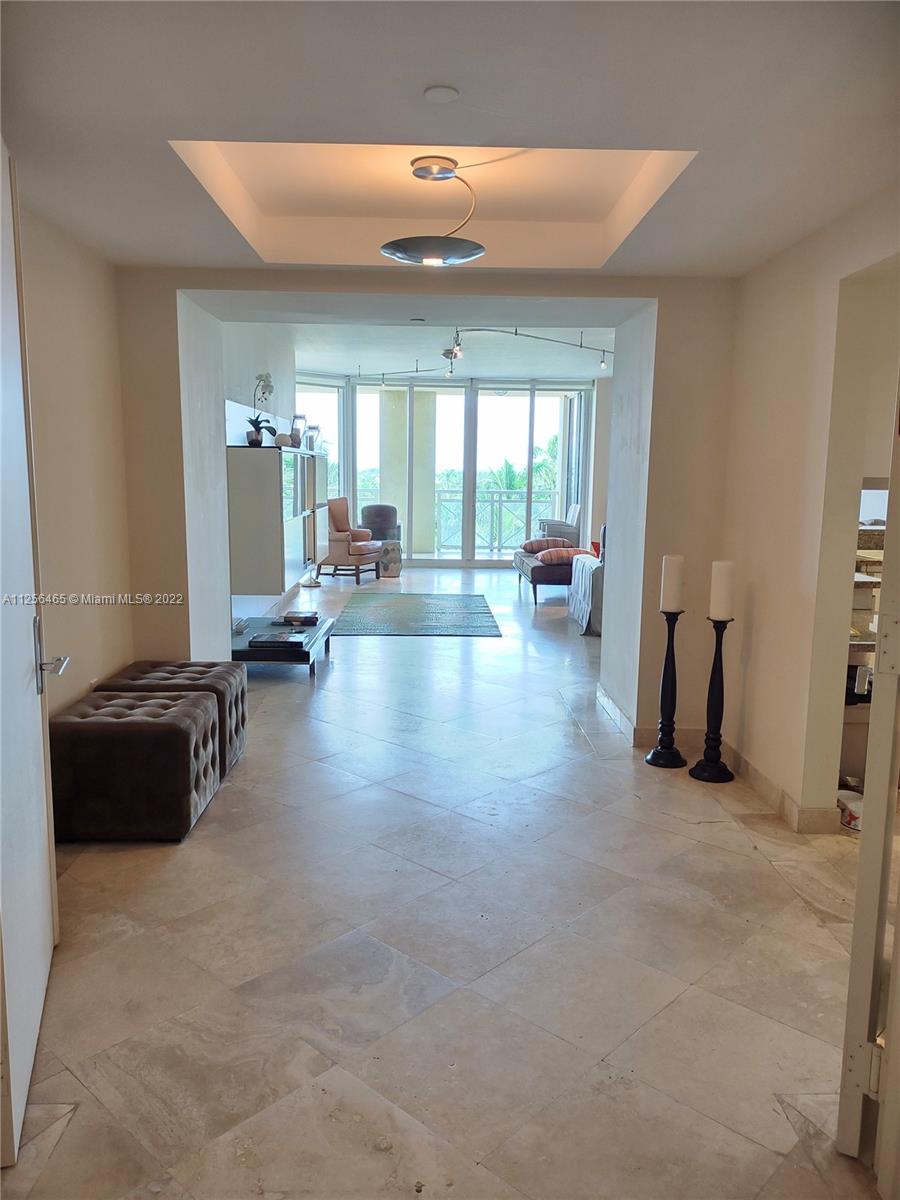 image Grand Bay Residences4