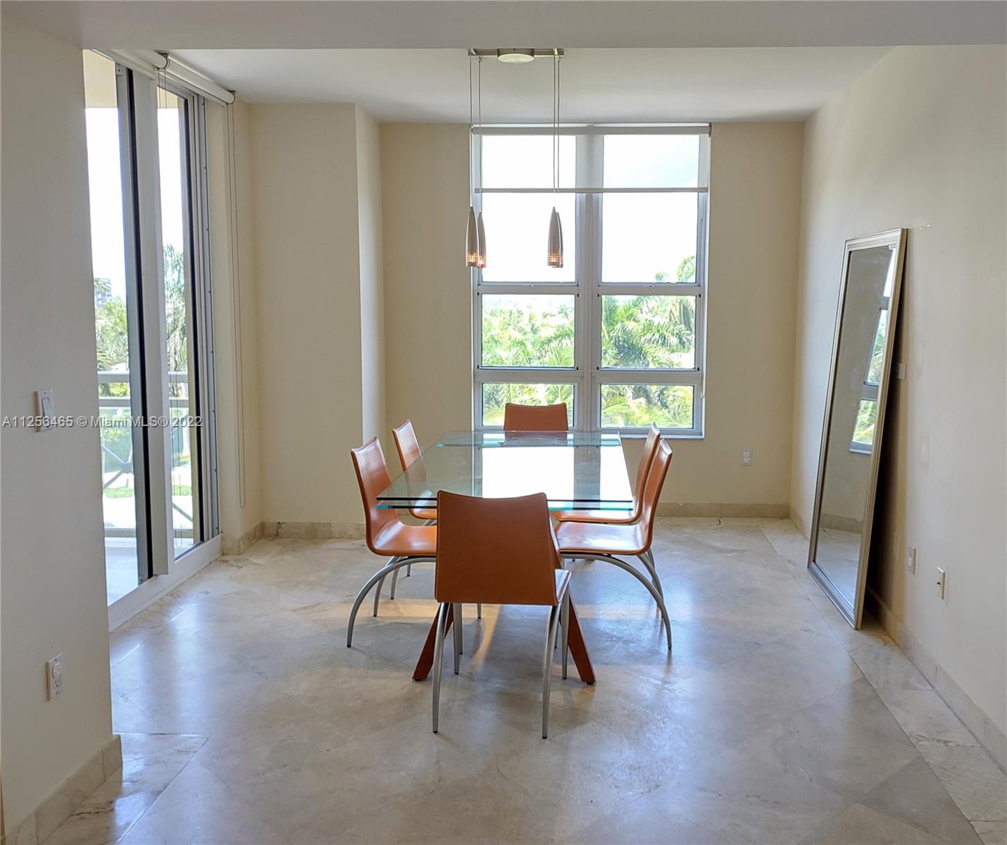 image Grand Bay Residences7