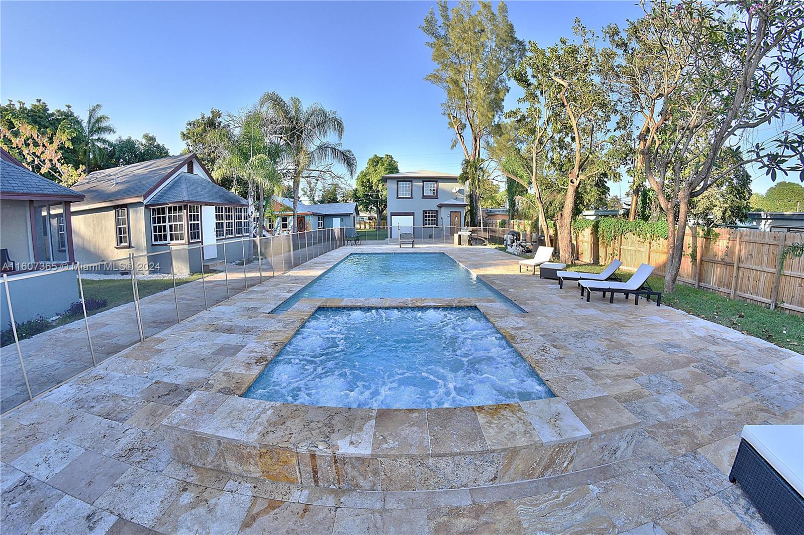 Undisclosed Address Hollywood, FL 33020