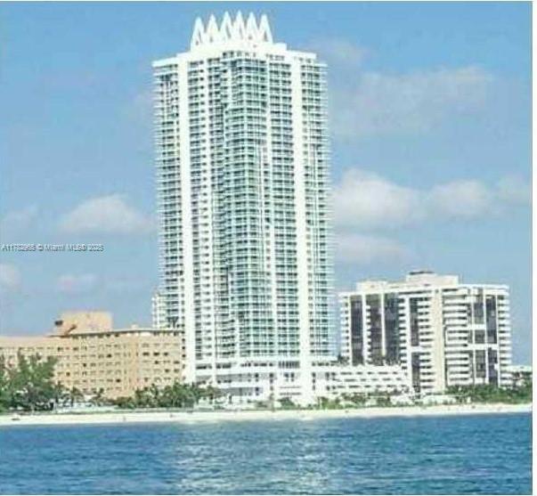 6365 Collins Ave #1508