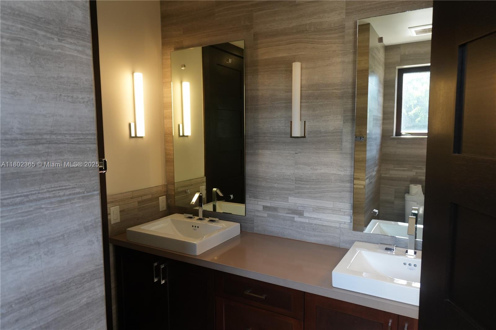 7740 SW 79th Ct Miami, FL 33143