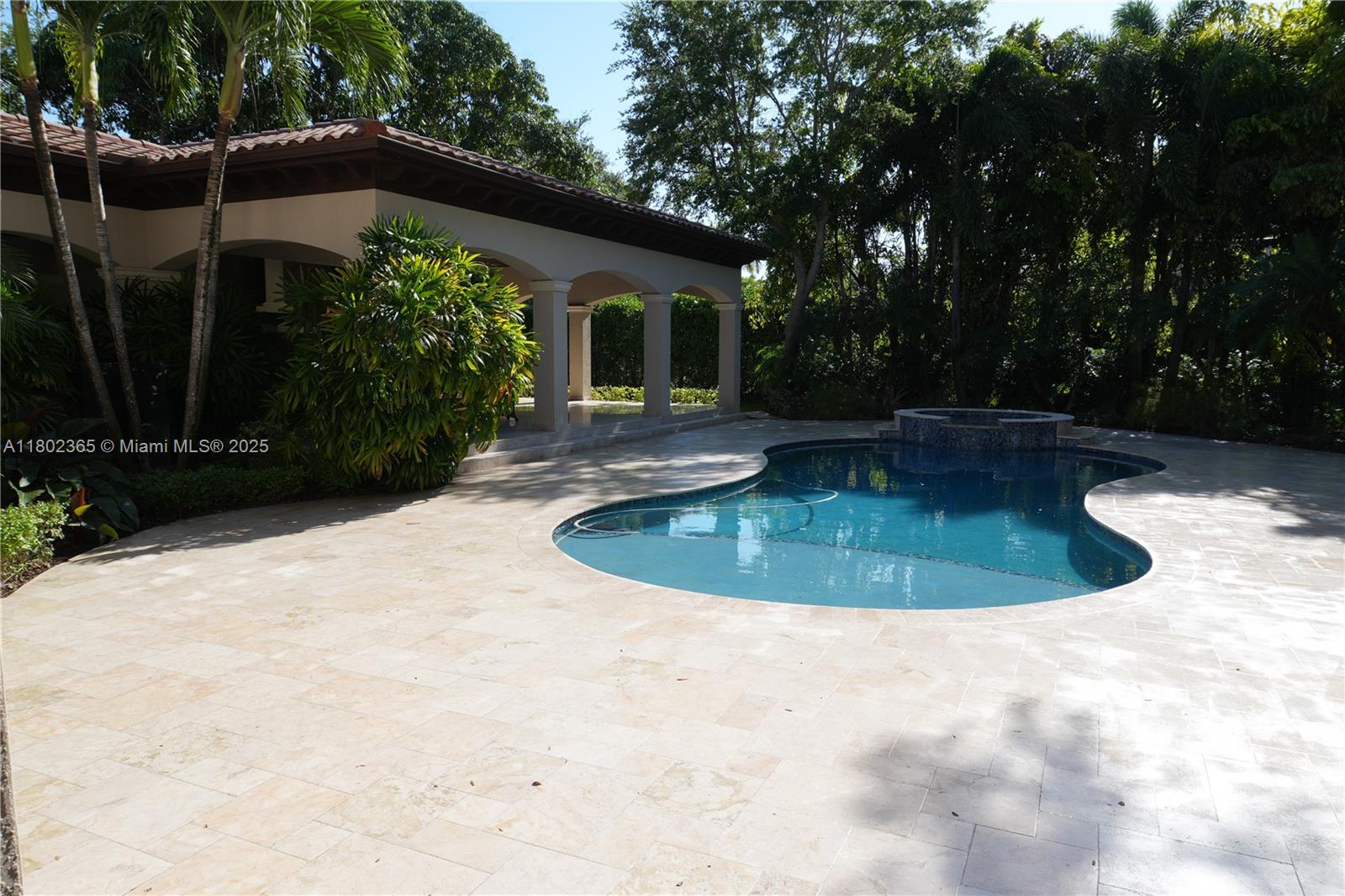 7740 SW 79th Ct Miami, FL 33143