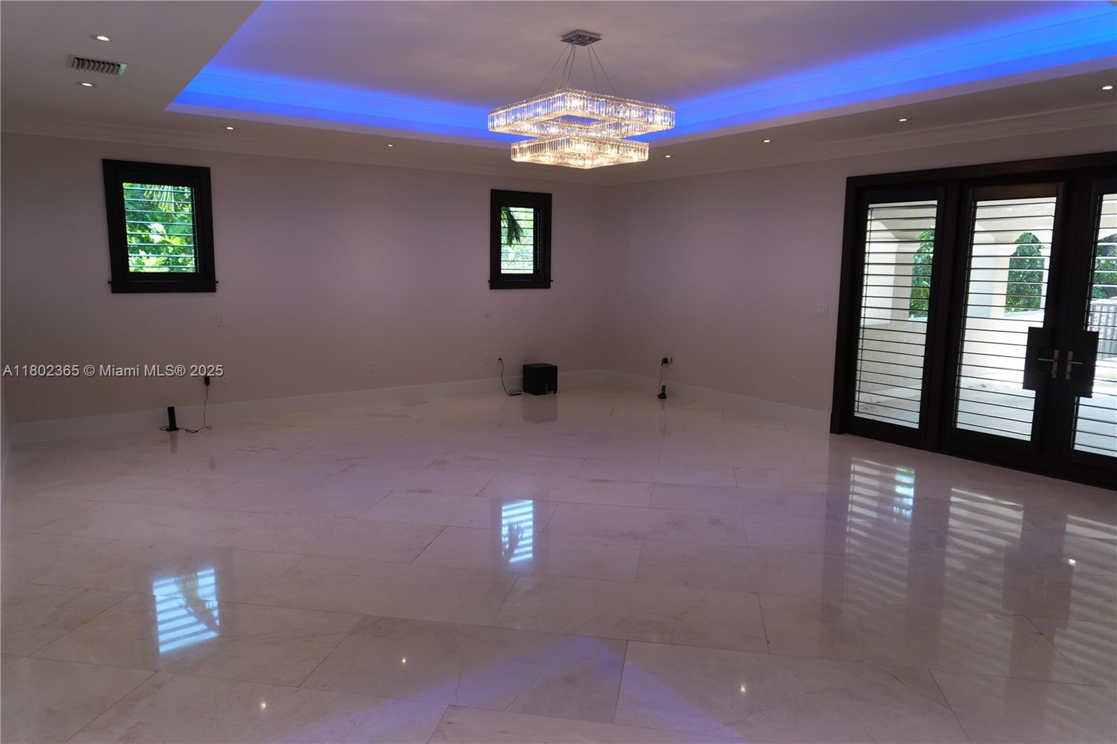 7740 SW 79th Ct Miami, FL 33143