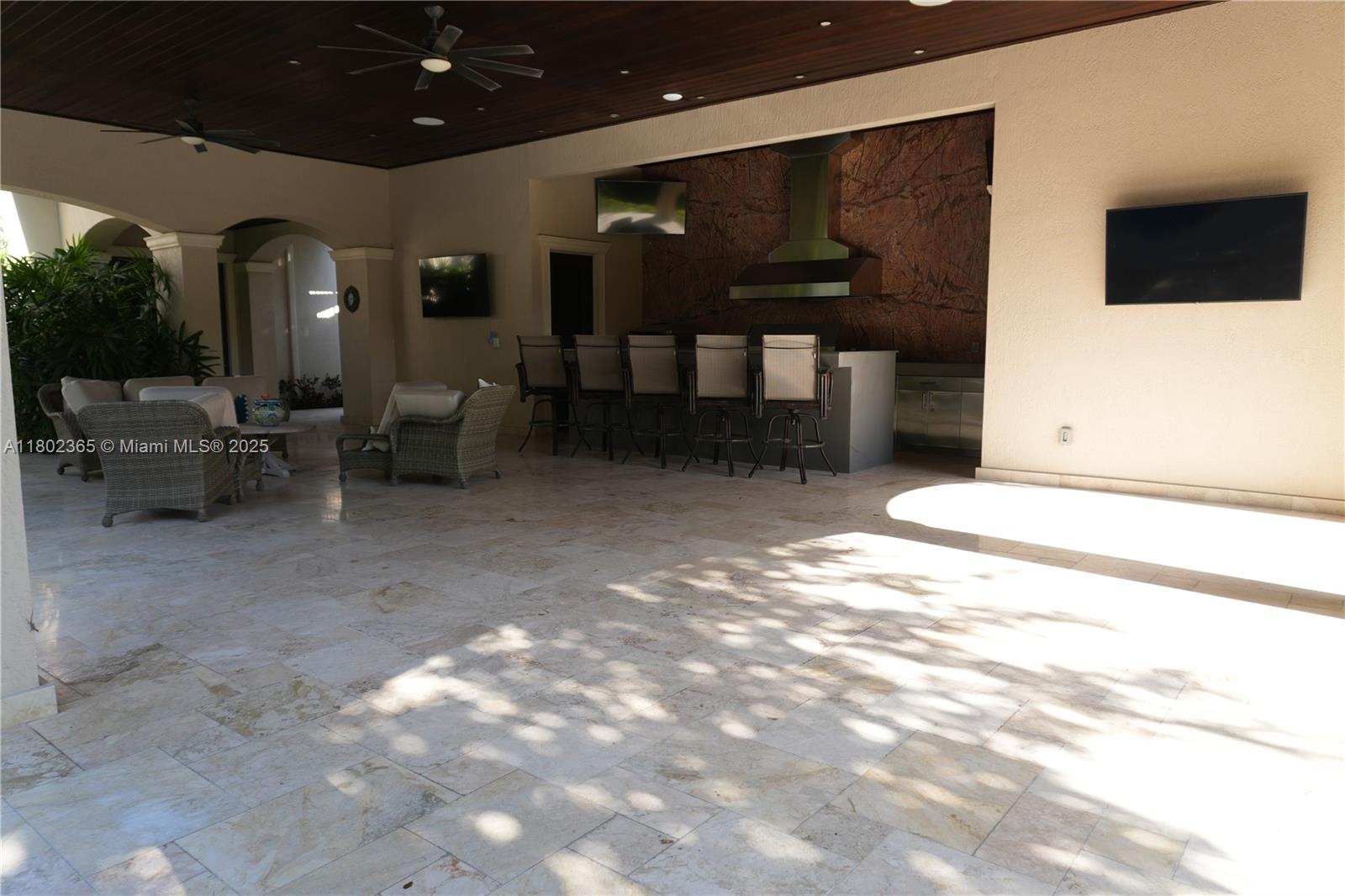 7740 SW 79th Ct Miami, FL 33143