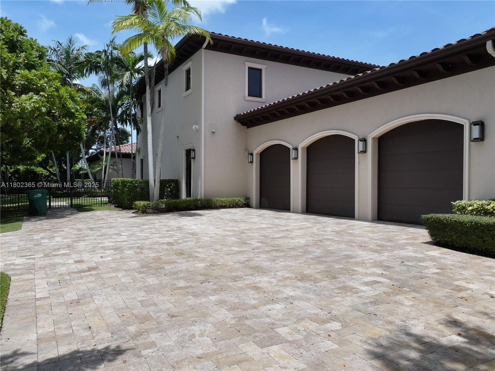 7740 SW 79th Ct Miami, FL 33143