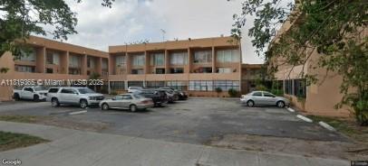 1305 W 46th St #221