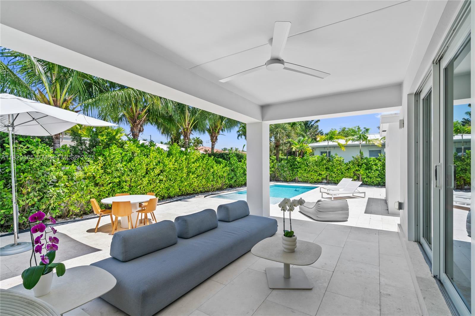 9033 Emerson Ave Surfside, FL 33154