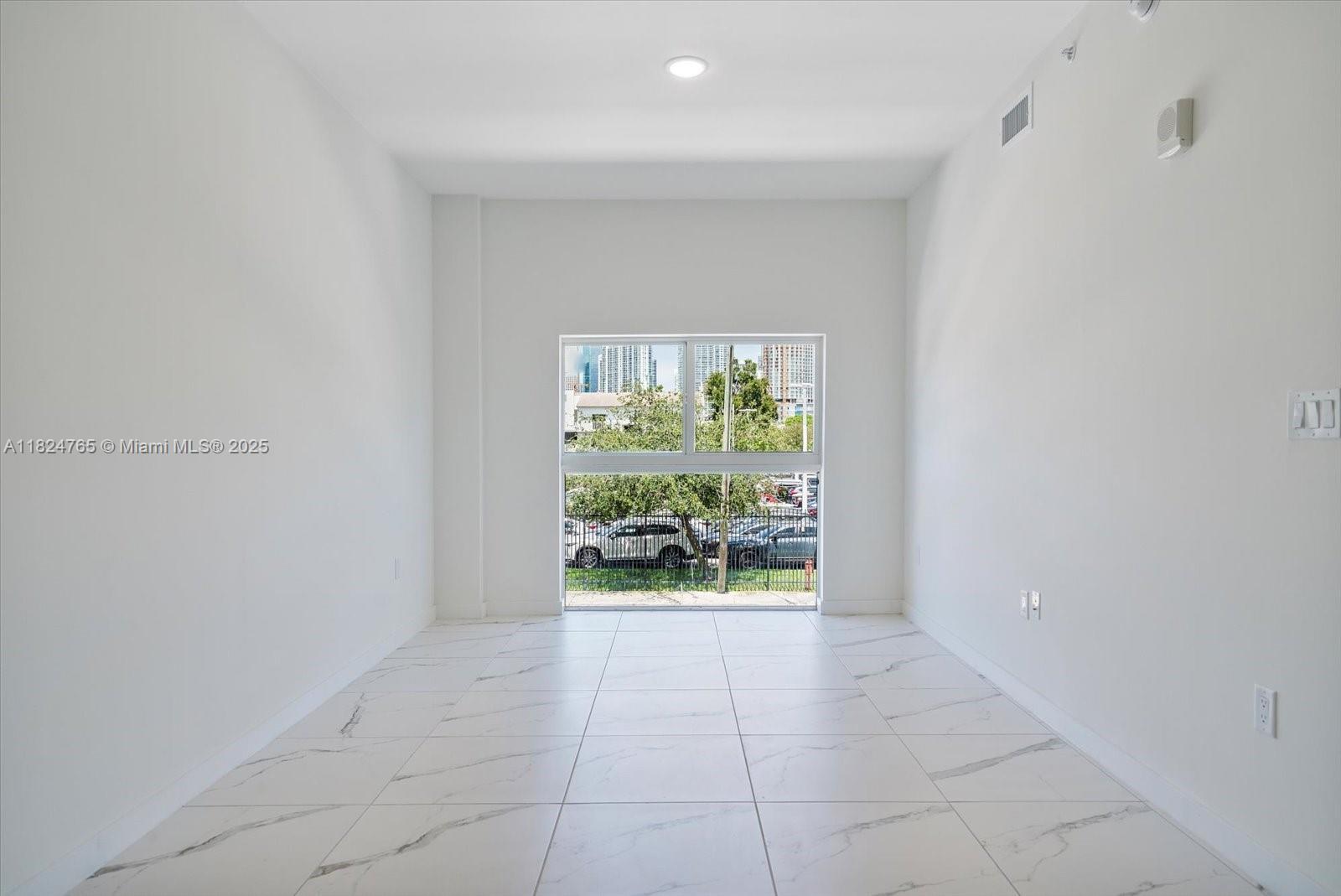 420 SW 7th Ave #205 Miami, FL 33130