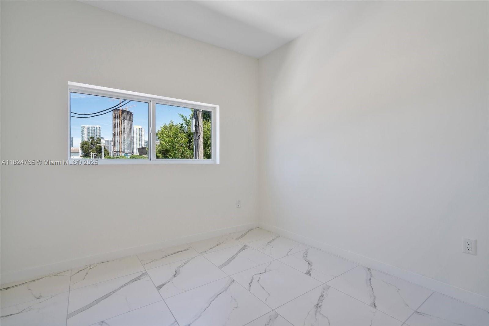 420 SW 7th Ave #205 Miami, FL 33130