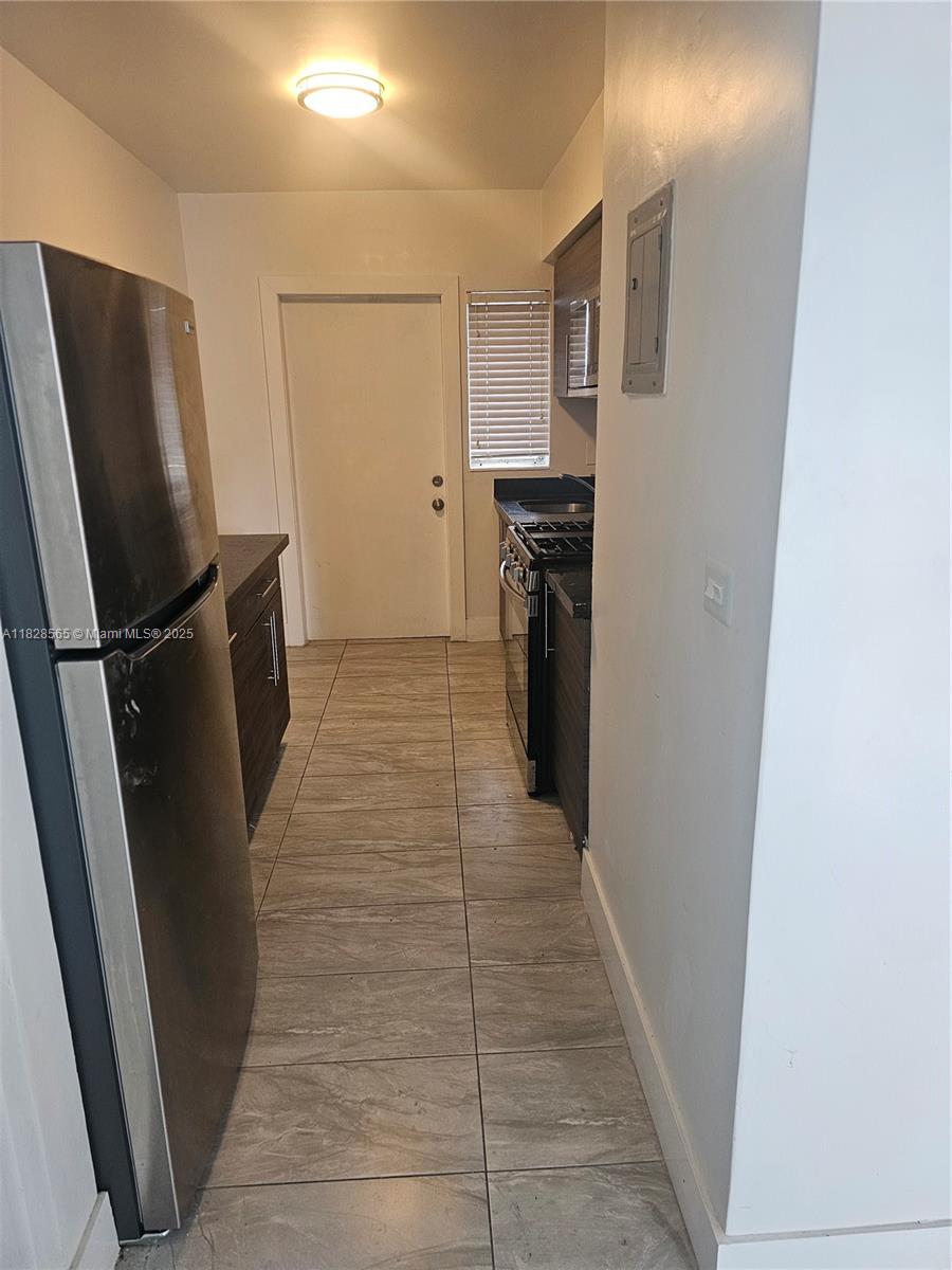 7835 Crespi Blvd #2