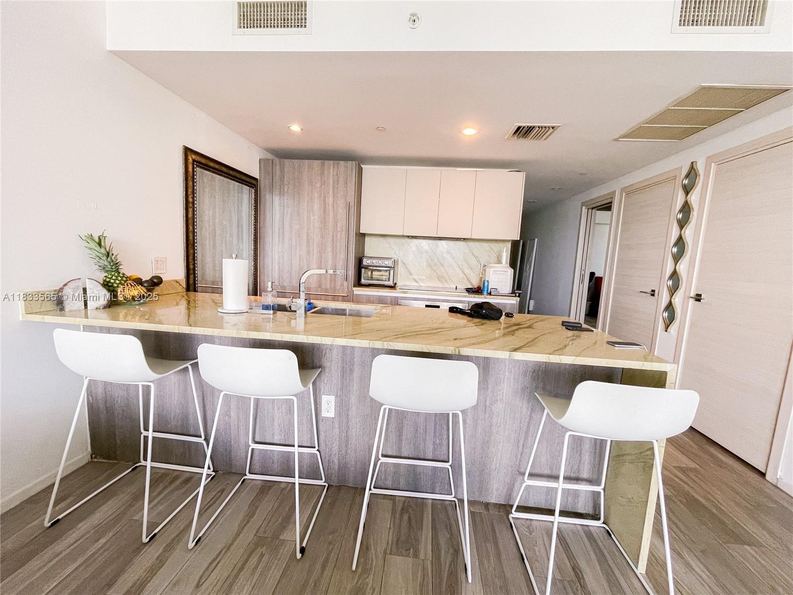 image Sls Lux Residence18