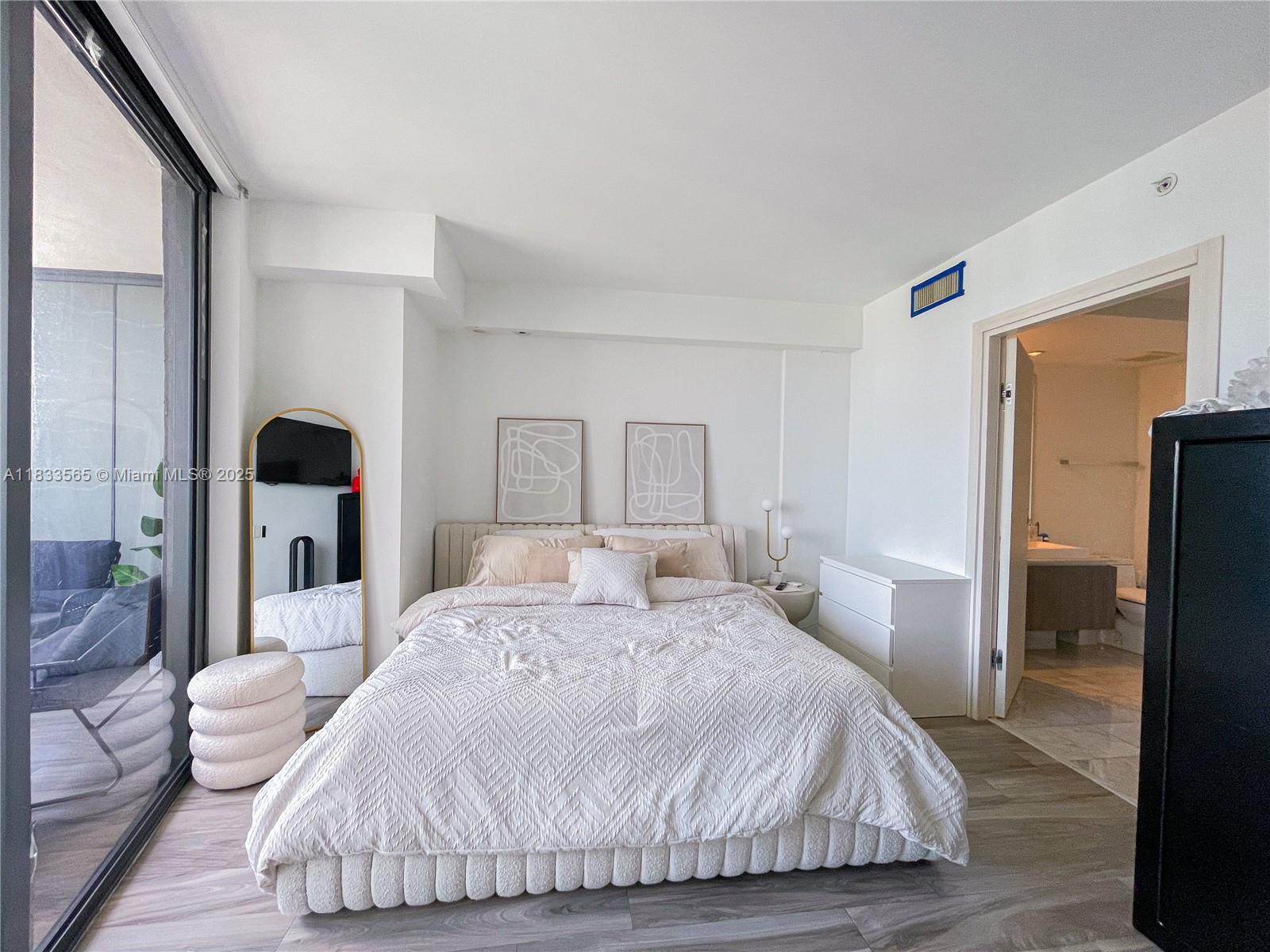 image Sls Lux Residence23