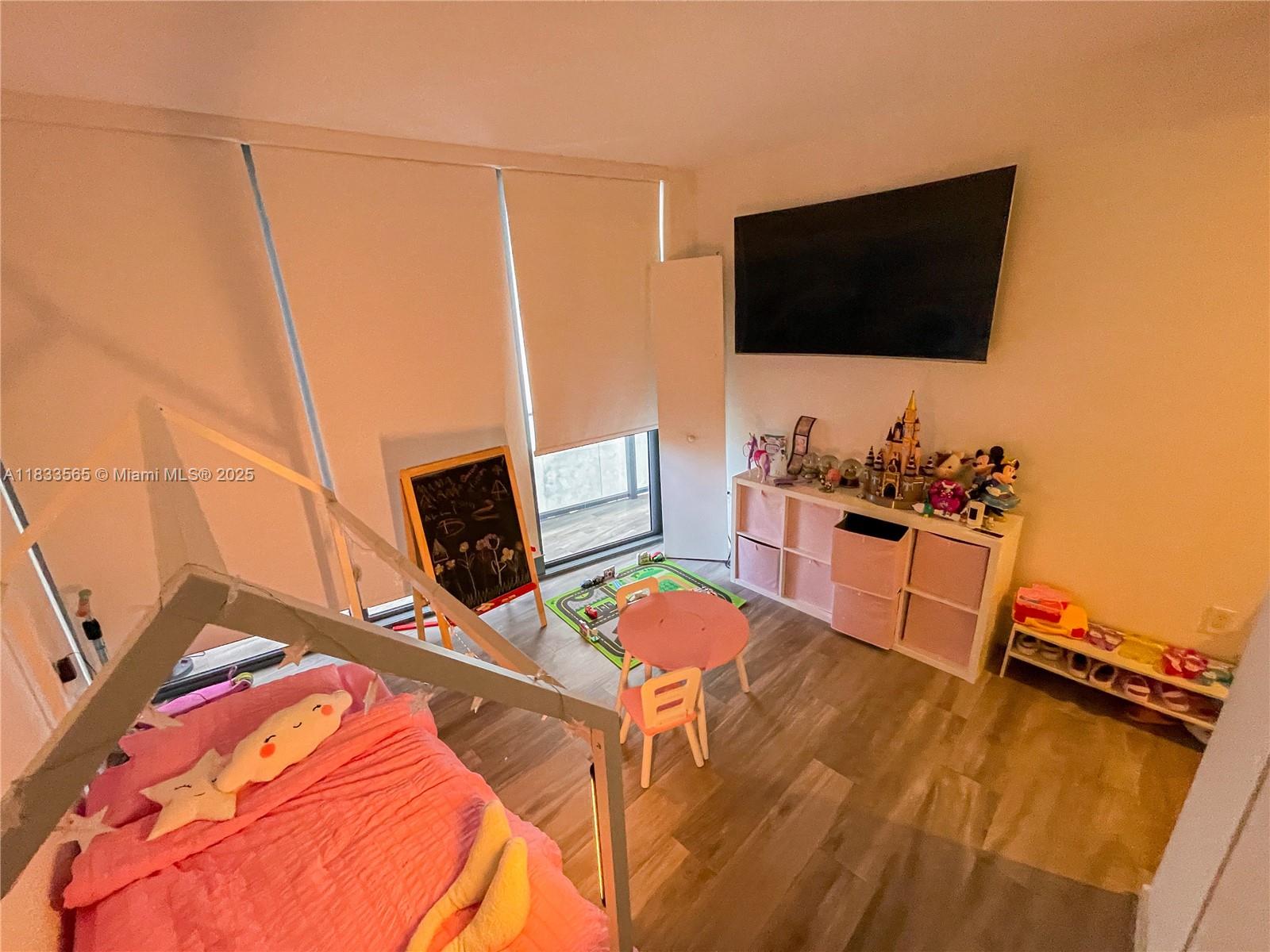 image Sls Lux Residence35
