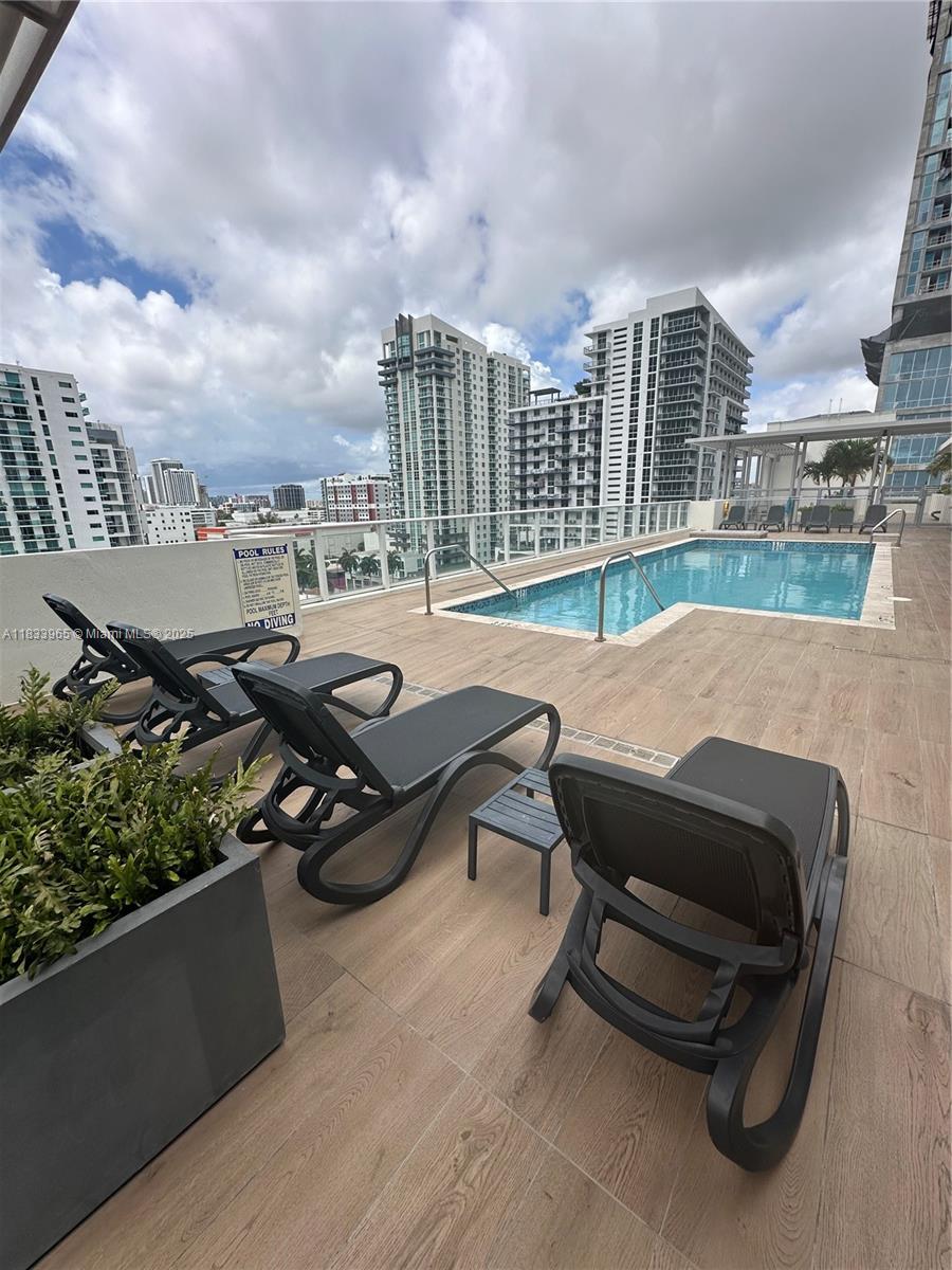 image 26 Edgewater9