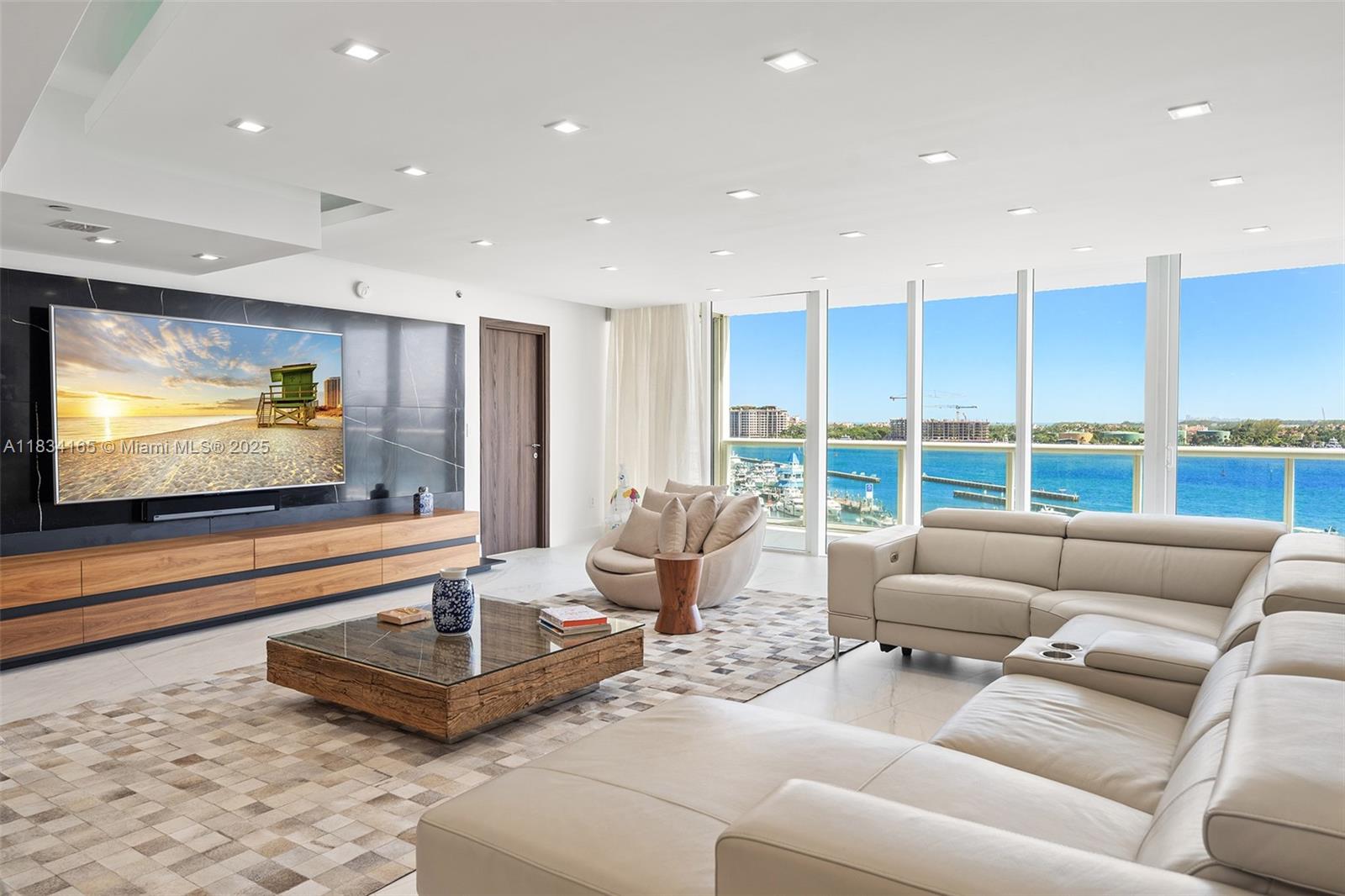 450 Alton Rd #901-902,Miami Beach, FL 33139