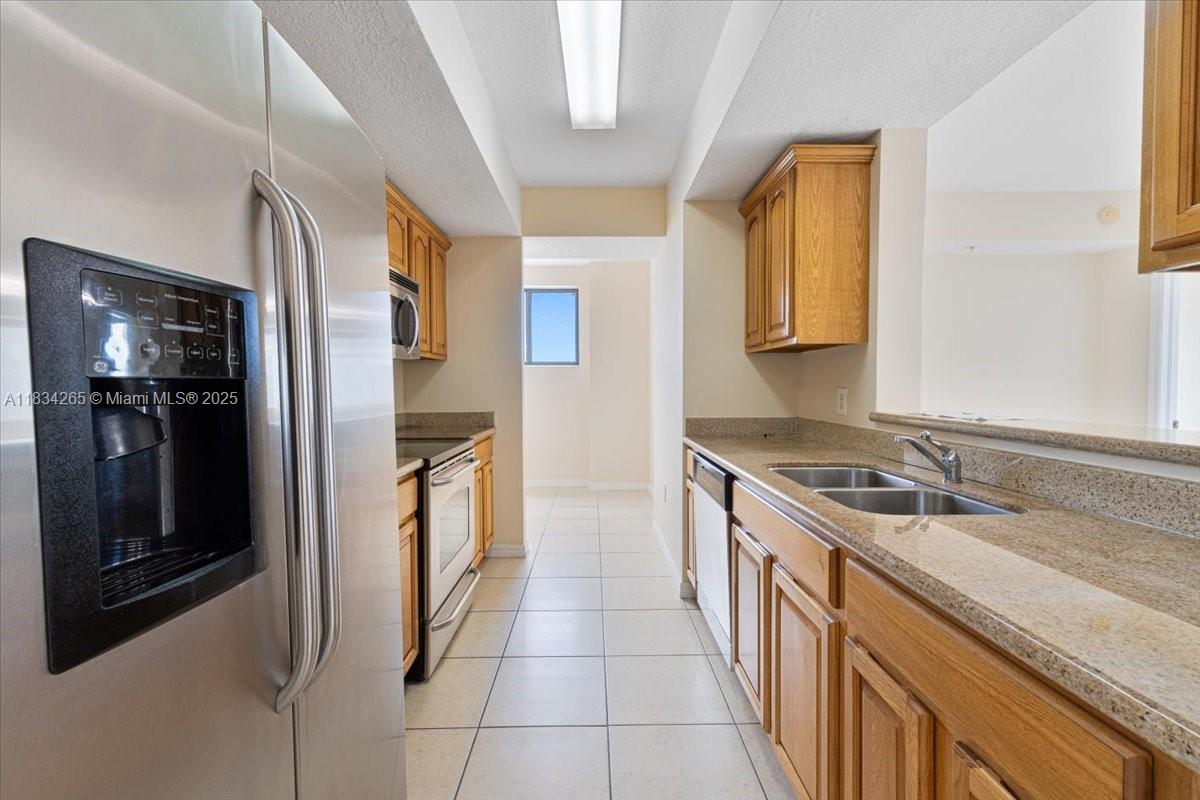 4242 NW 2nd St #1601 Miami, FL 33126