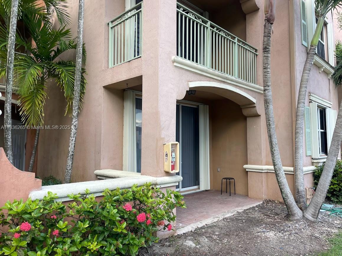 6700 NW 114th Ave #906