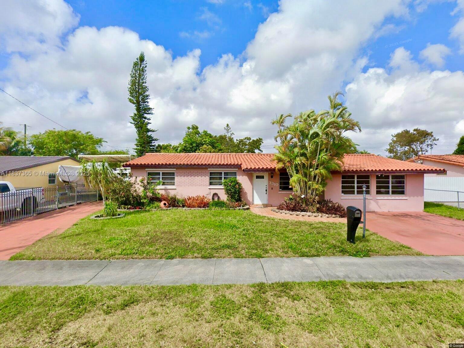 3310 SW 106th Ave