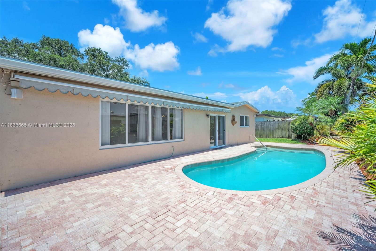 9200 SW 54th St