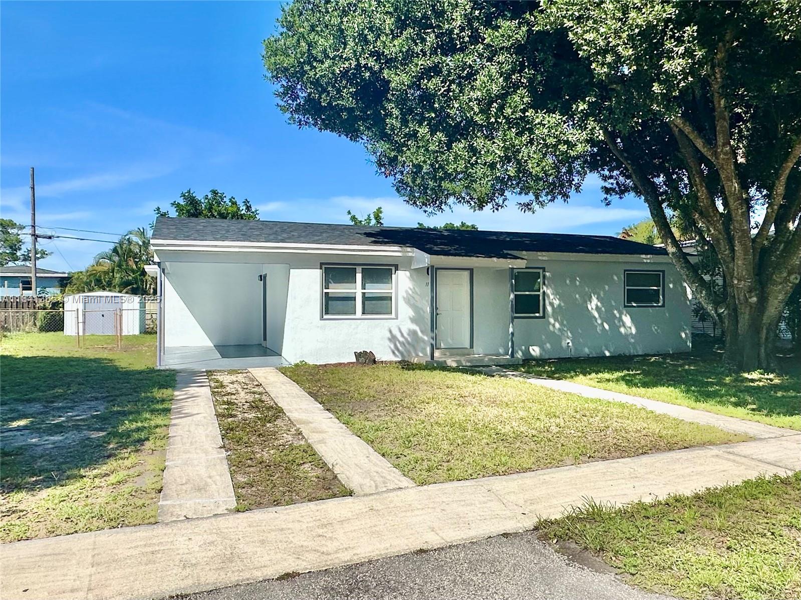 1130 SW 47th Ave