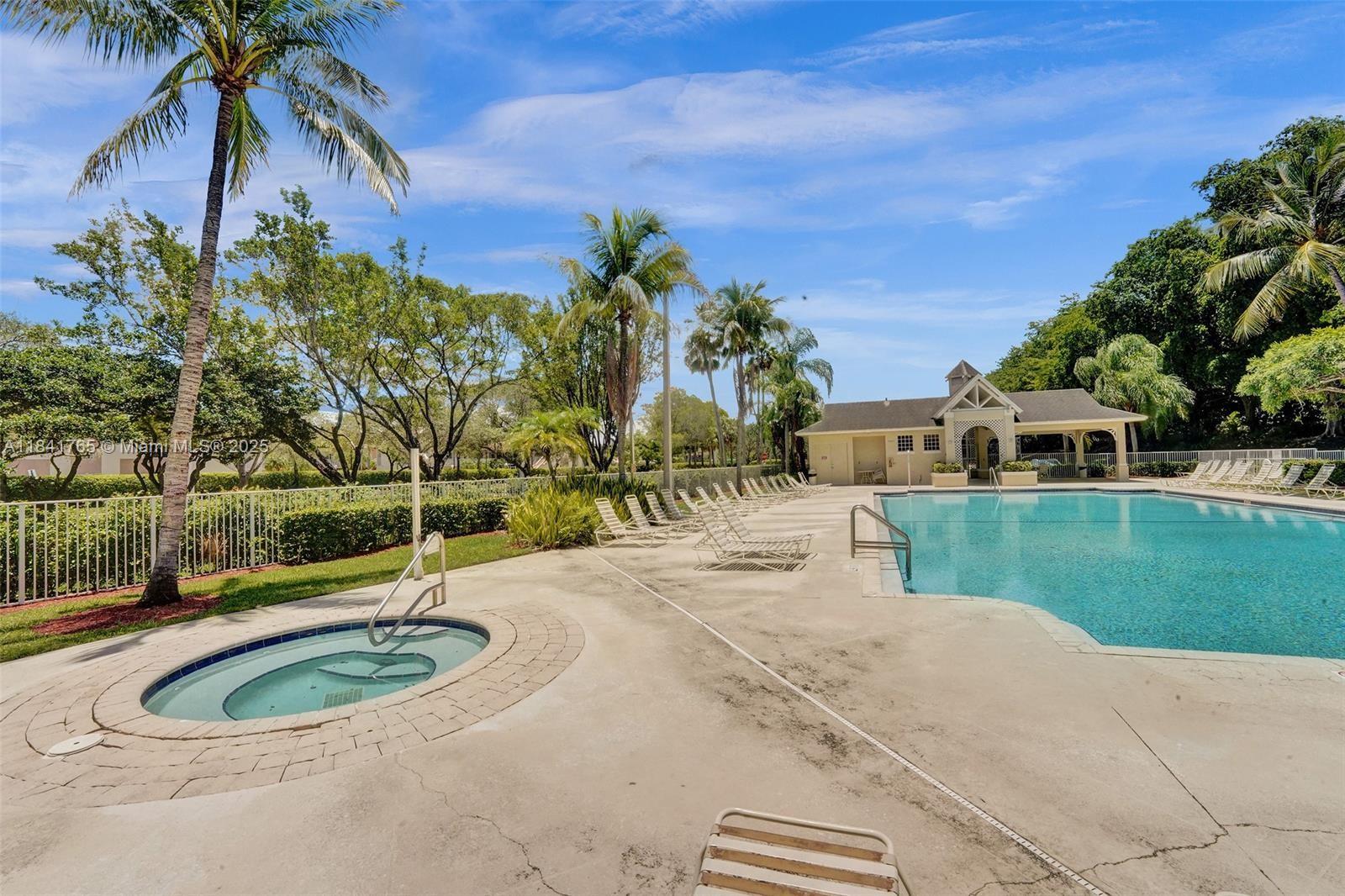 7858 Dixie Bch Cir #7858