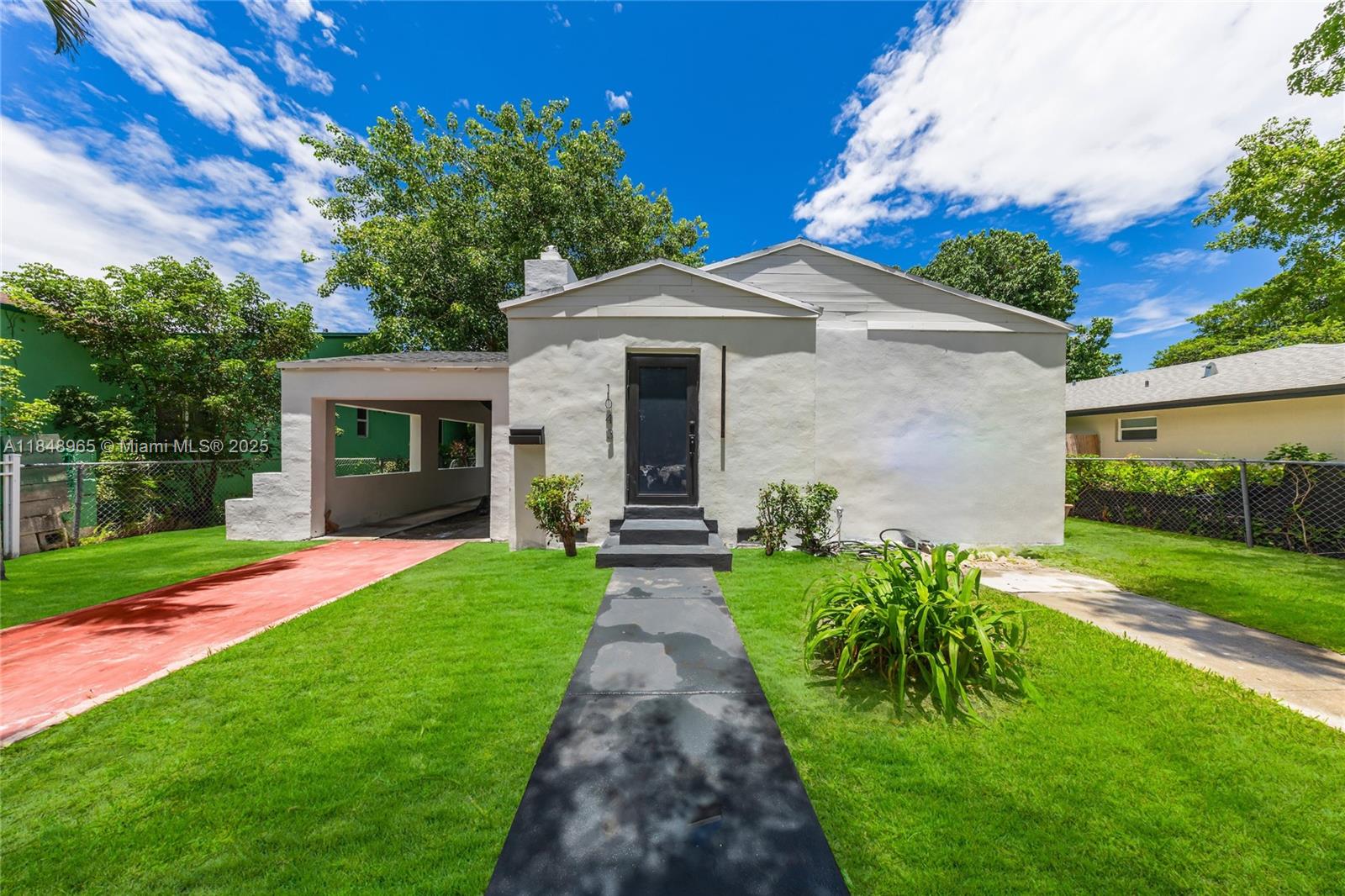 1043 NW 48th St