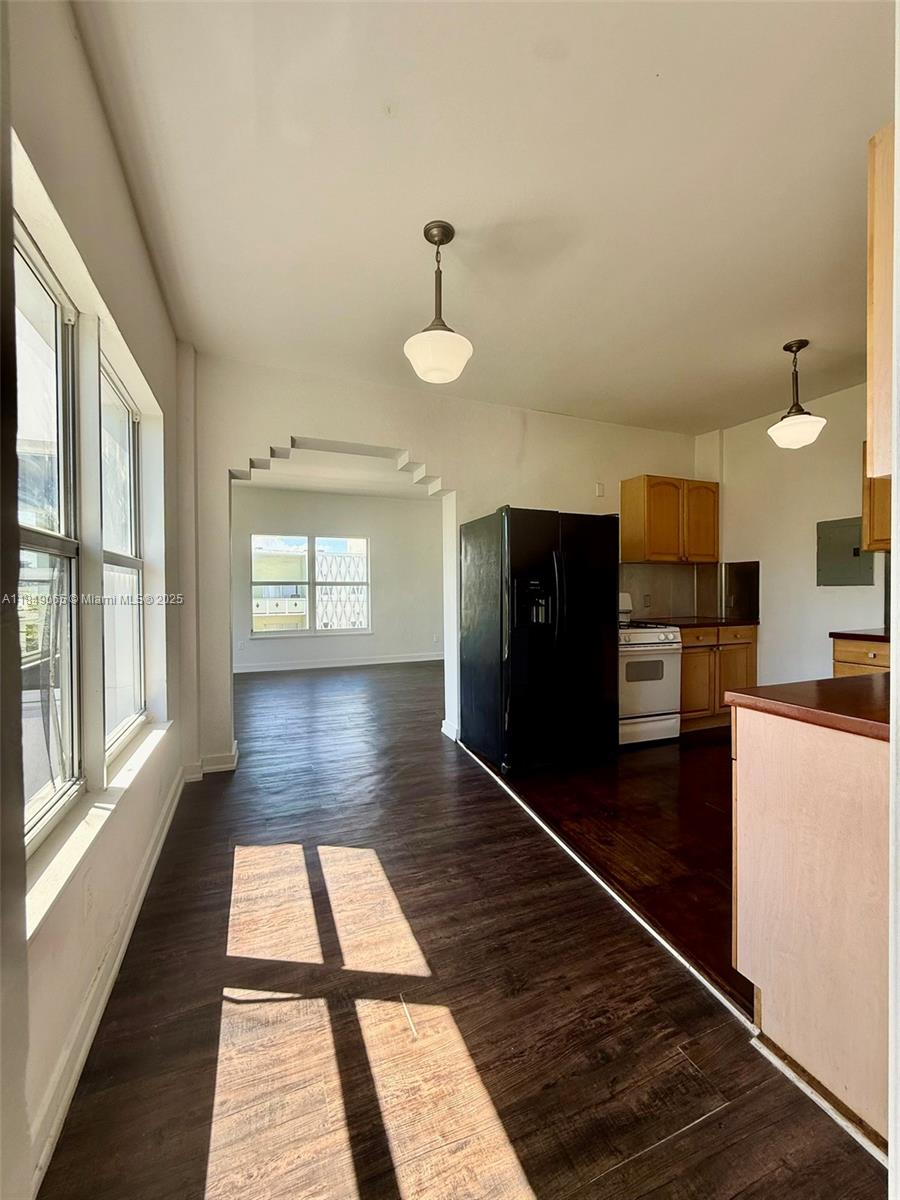 4035 N Meridian Ave #301 Miami Beach, FL 33140