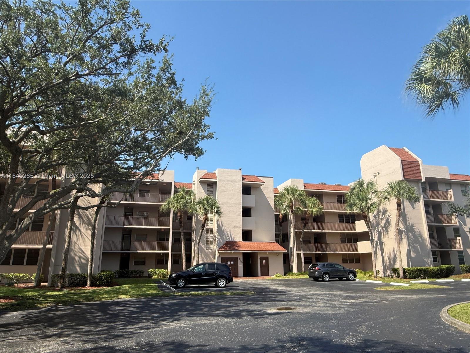 1920 Sabal Palm Dr #201