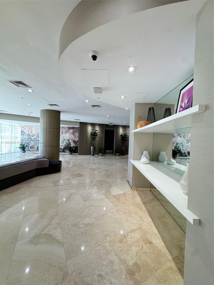 image Harbour House36