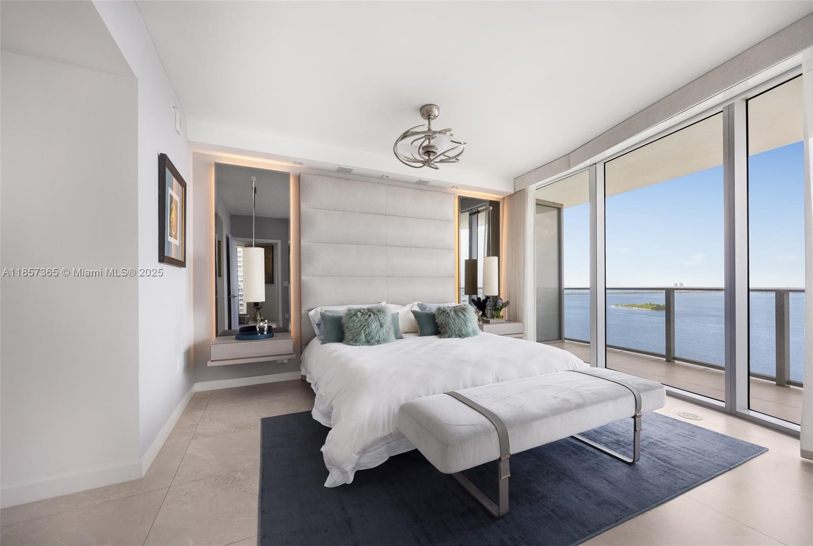 image ARIA ON THE BAY7