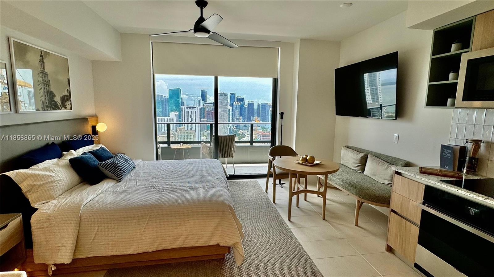 image Natiivo / Gale Residences11