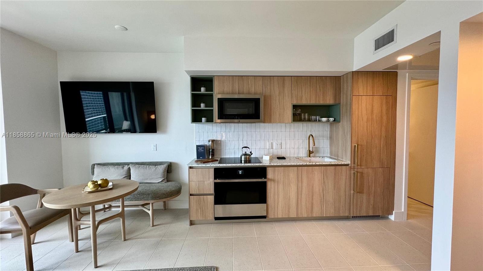 image Natiivo / Gale Residences15