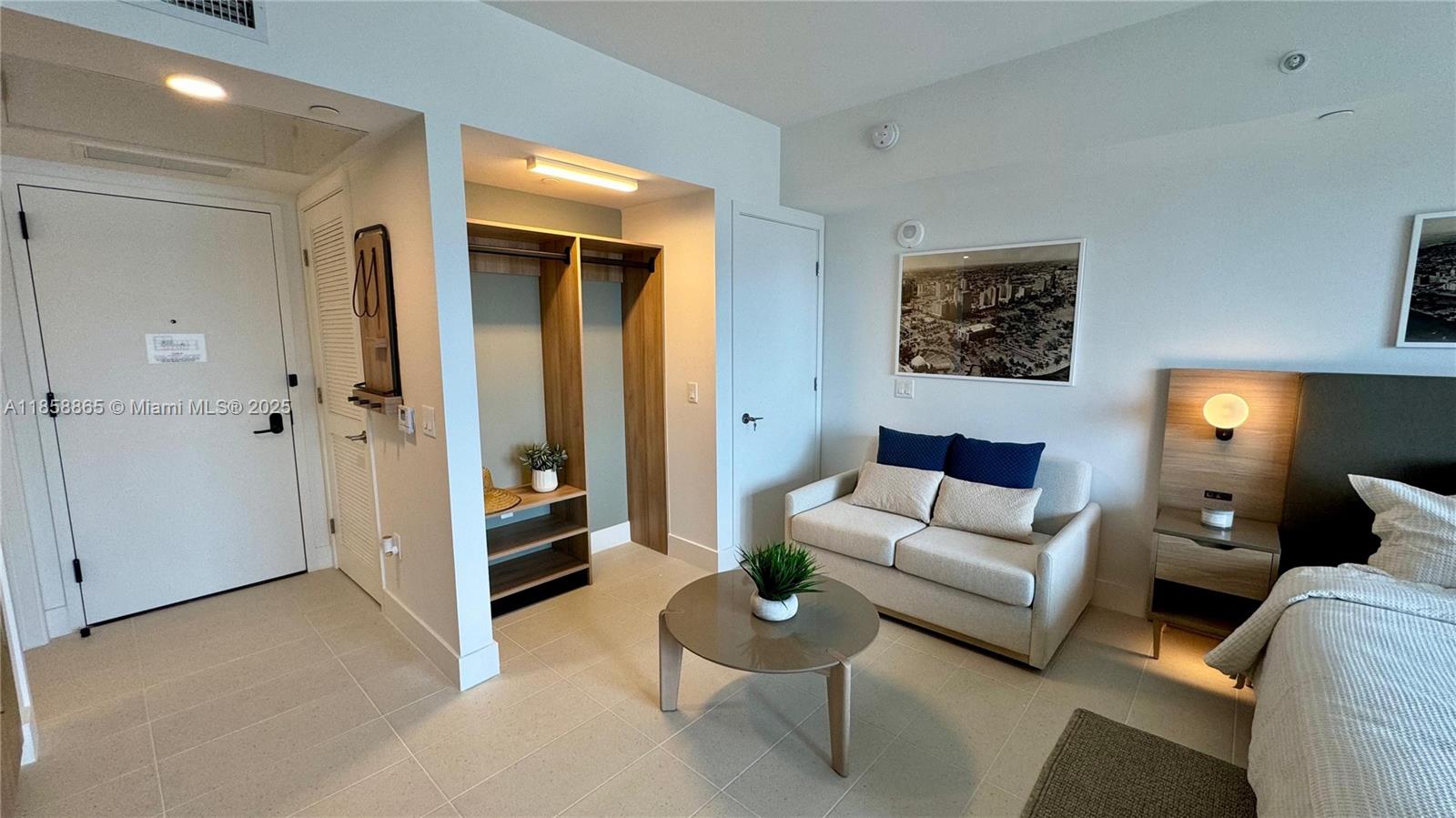 image Natiivo / Gale Residences2