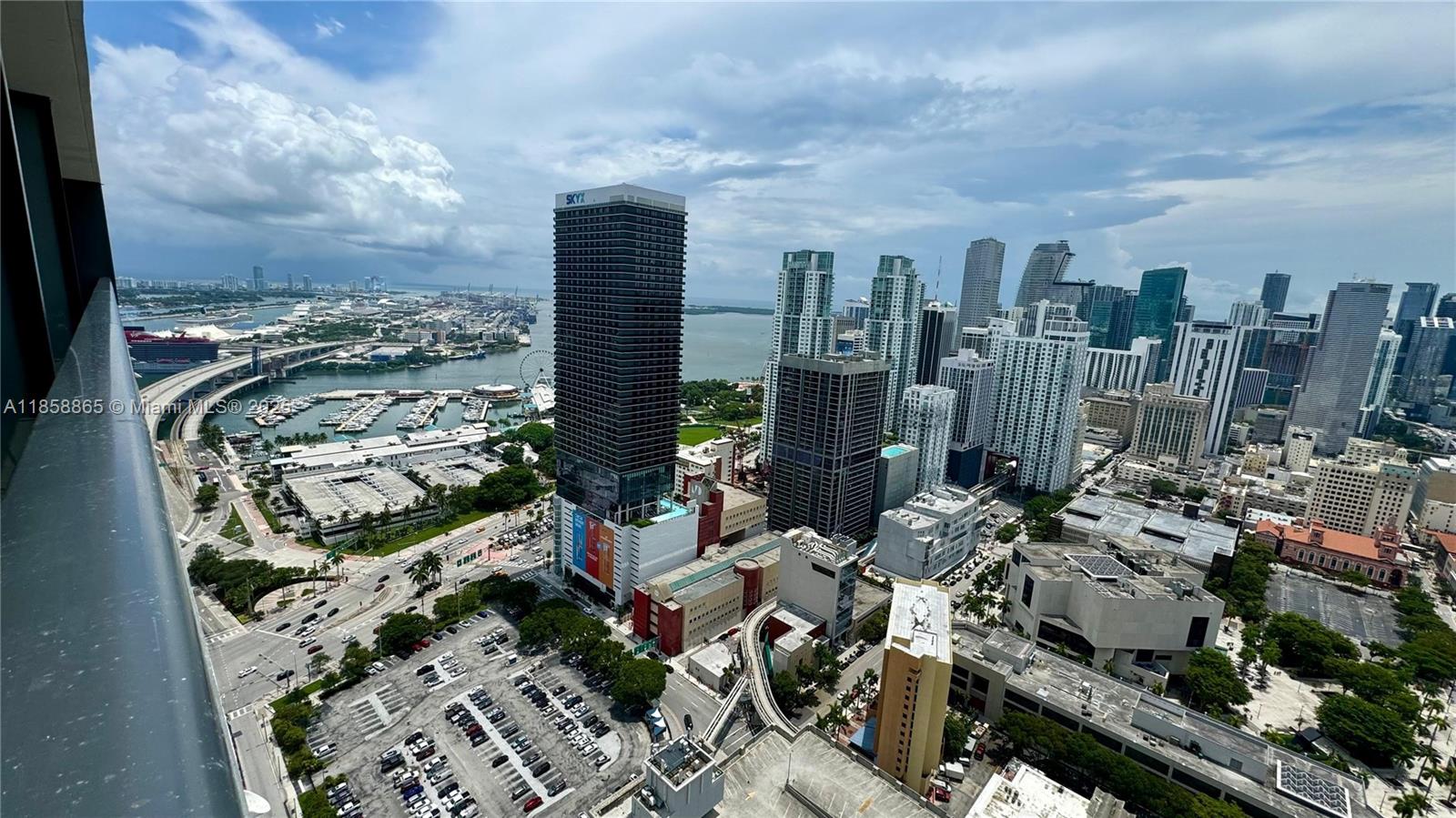 image Natiivo / Gale Residences39